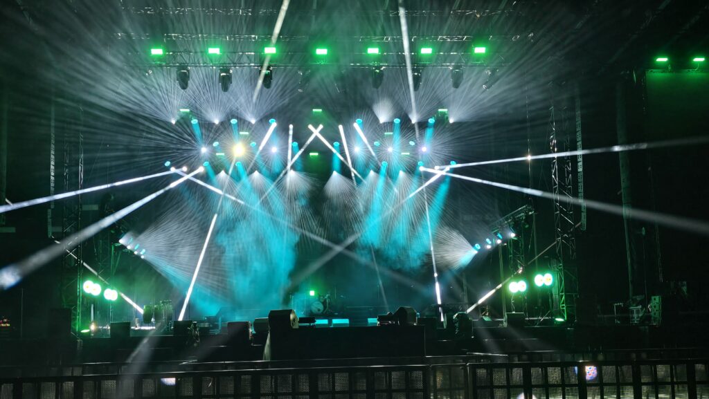 grandMA, light designer, light operator, vectorworks, depence, laser, light, lumière, Ath, belgique, francois vandermeeren, Vandermeeren, MA3, MA2, spectacle, show, event, évènement, showtech tools, showtechtools, concert
